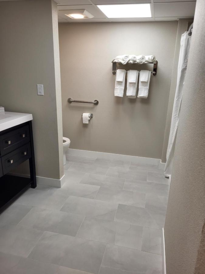 Red Fox Inn And Suites Waverly Luaran gambar